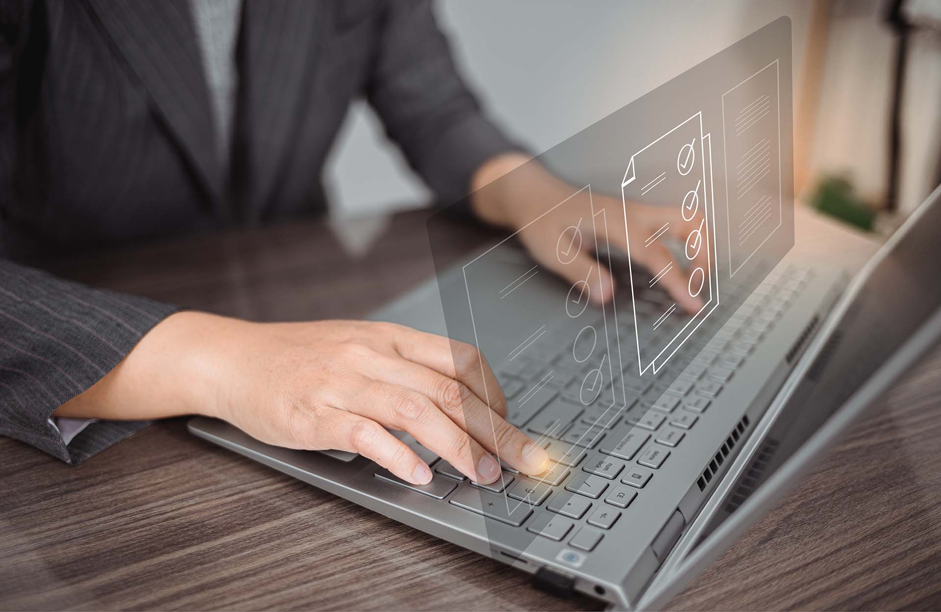 formularios-pc-mano-dynamicsystem